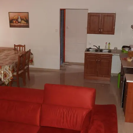 Apartment Atilla Vendeghaz *